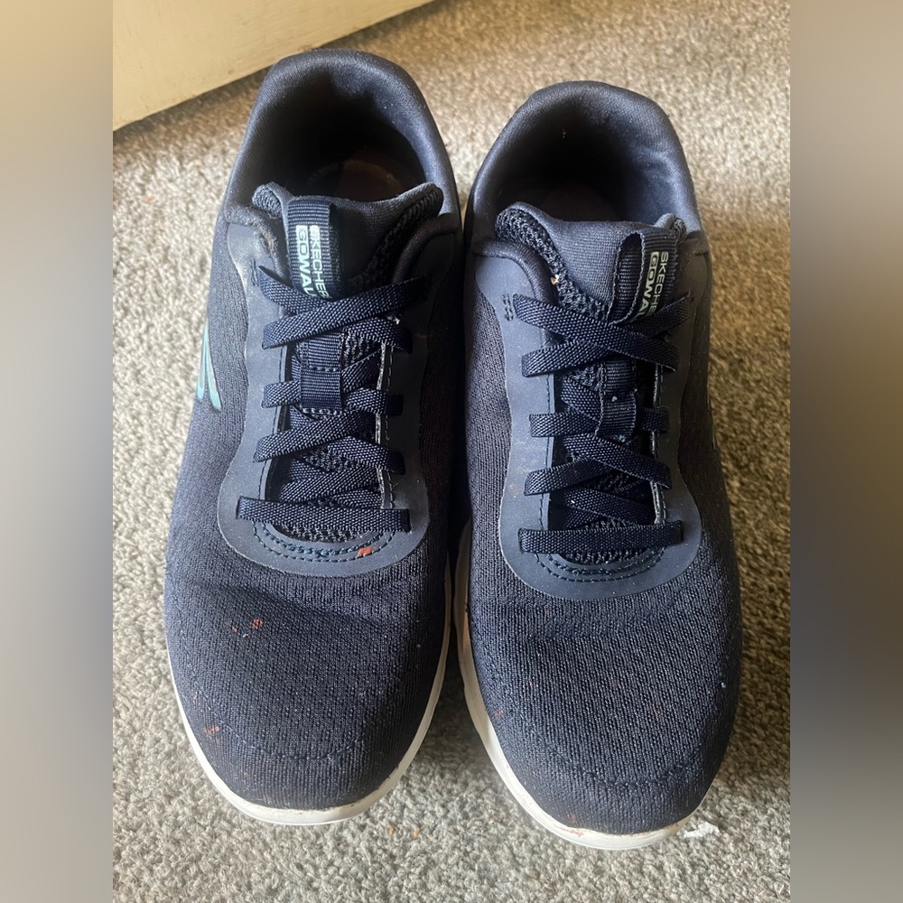 Women’s Navy Blue GoWalk Skechers Shoes- Size 6.5 - Picture 8 of 16